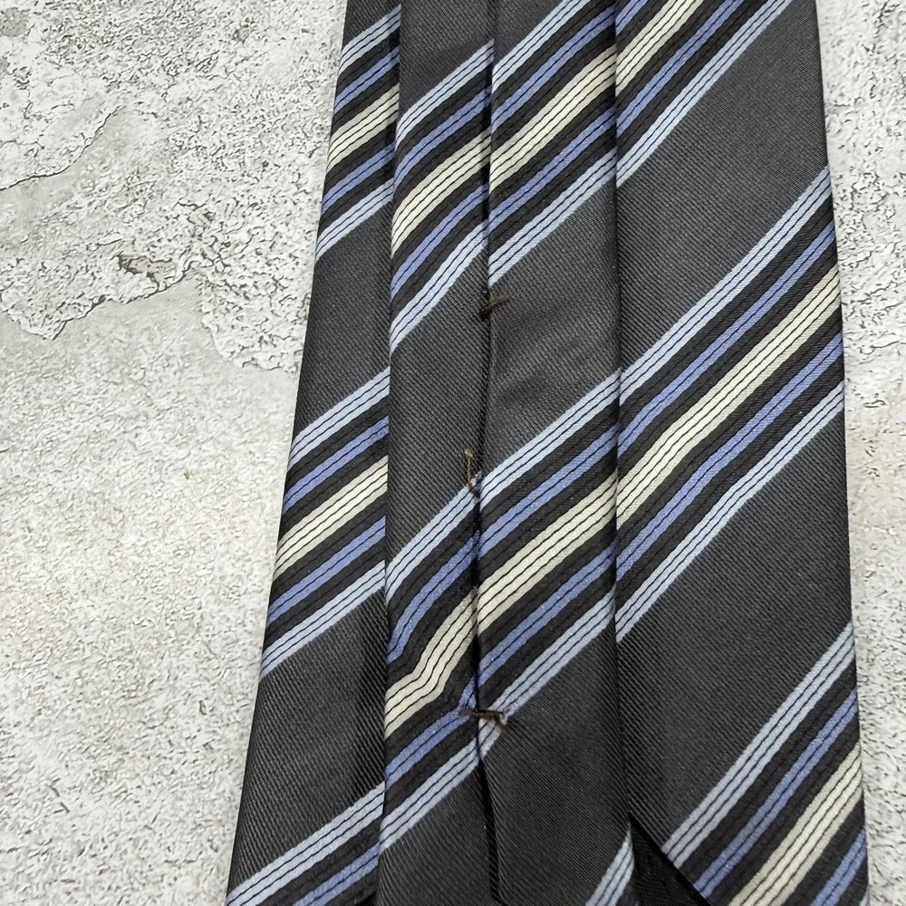 Banana Republic 100% Silk Tie Mens OS Gray Striped Made In Turkey Necktie 58x3.6